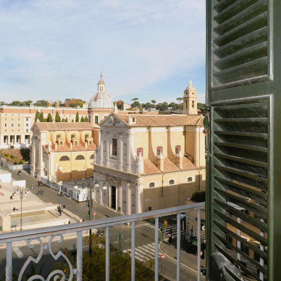 Fontana Più Stella Roma Esterno foto