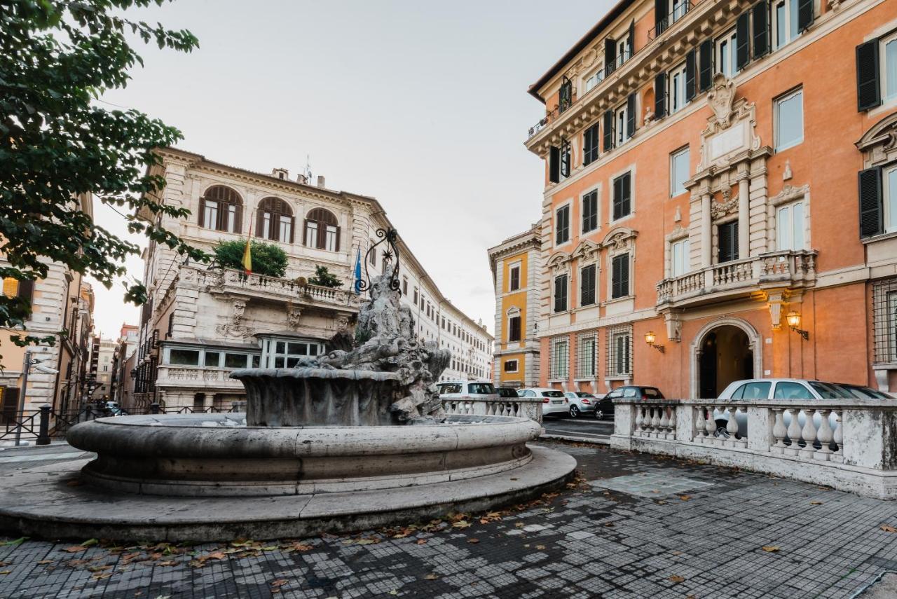 Fontana Più Stella Roma Esterno foto